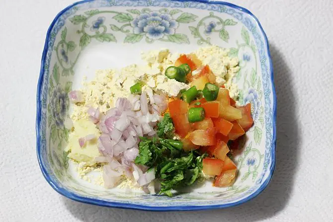 addition of onions for bread toast recipe