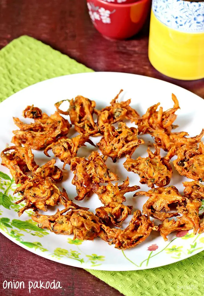 Pakodi recipe | Onion pakora | South Indian style onion pakoda