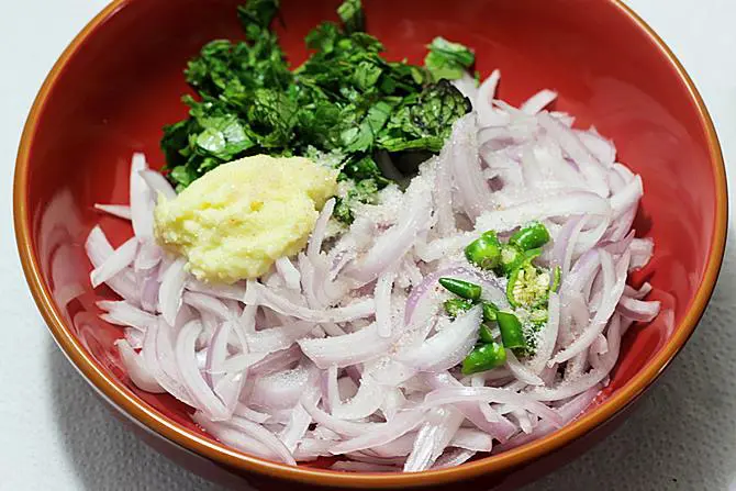 ingredients for making pakodi