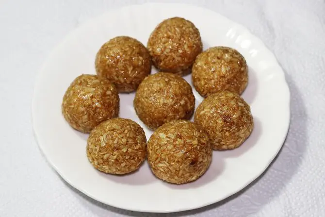 coconut balls for stuffing rava modak