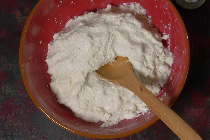 Dough to make suji vada recipe