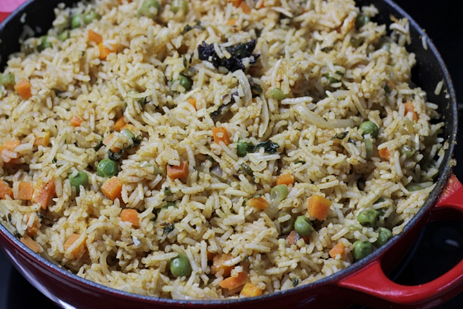 fluff up the rice