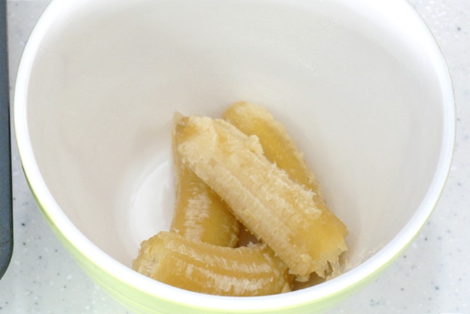 Mash the bananas