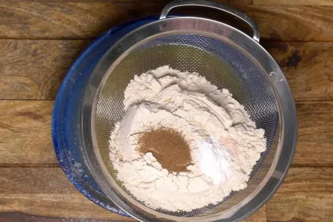 sieve flour, soda and salt to a separate bowl
