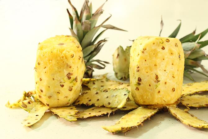Pineapple juice recipe - Swasthi's Recipes