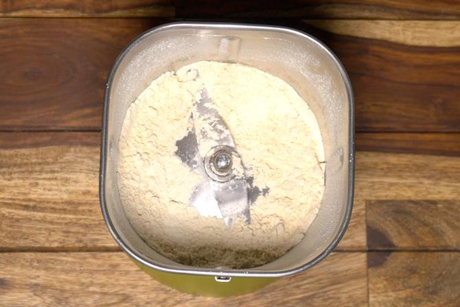 Thattai Recipe   Thattai Murukku   Swasthi s Recipes - 77