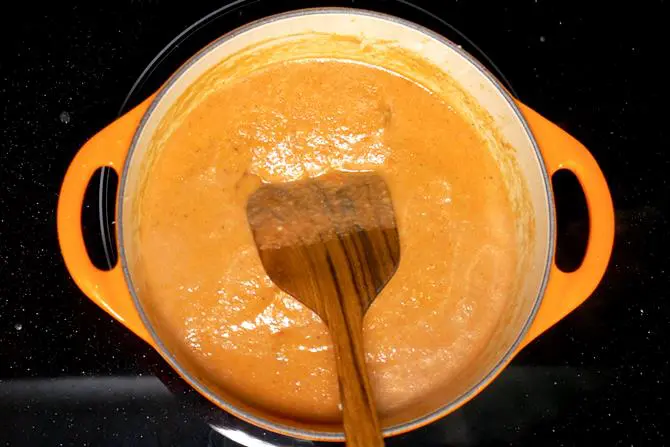 saute sauce to make paneer kofta