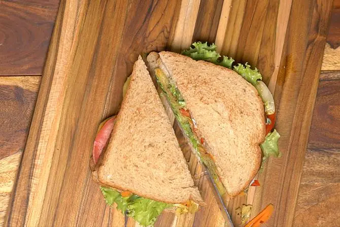 slice the club sandwich
