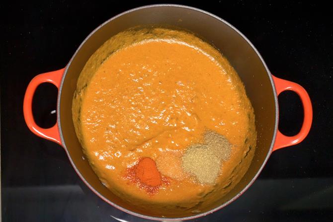 Pour the tomato puree
