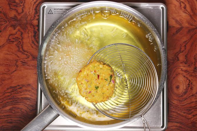 Corn vada recipe  sweet corn vada    Swasthi s Recipes - 23