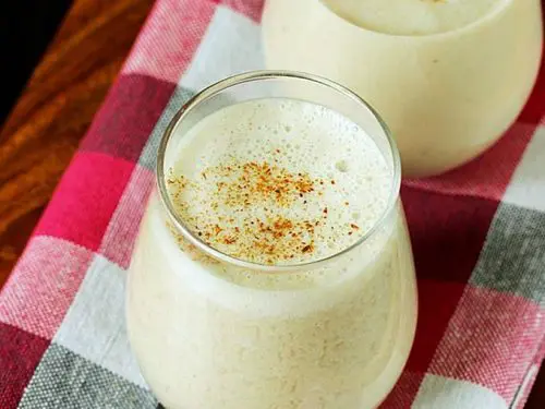 Banana milkshake