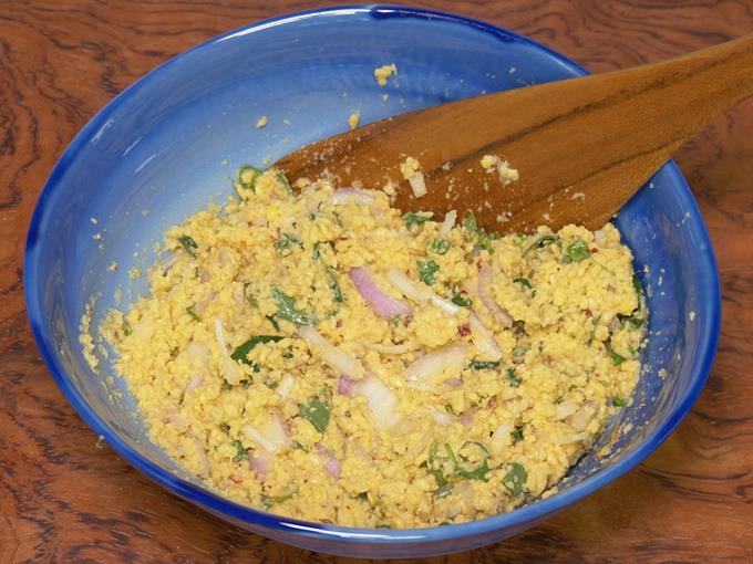 Moong Dal Pakoda  Moong Dal Bhajiya    Swasthi s Recipes - 77