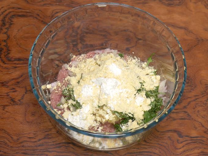 Add besan and corn flour