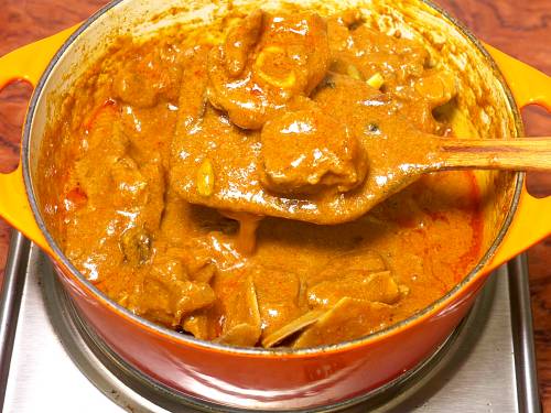 consistency of goat korma