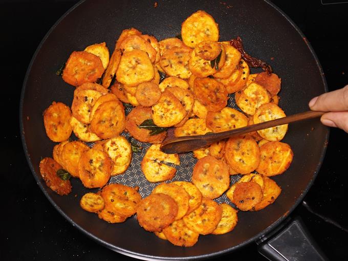 Vazhakkai fry recipe   Swasthi s Recipes - 87