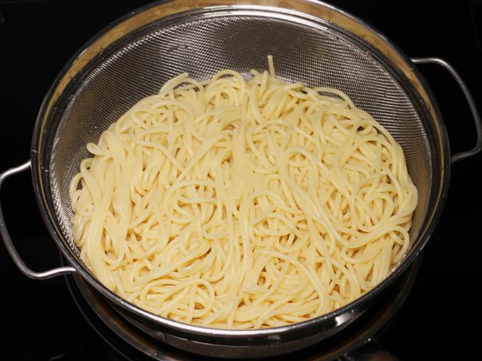 Egg spaghetti  Scrambled egg pasta    Swasthi s Recipes - 43