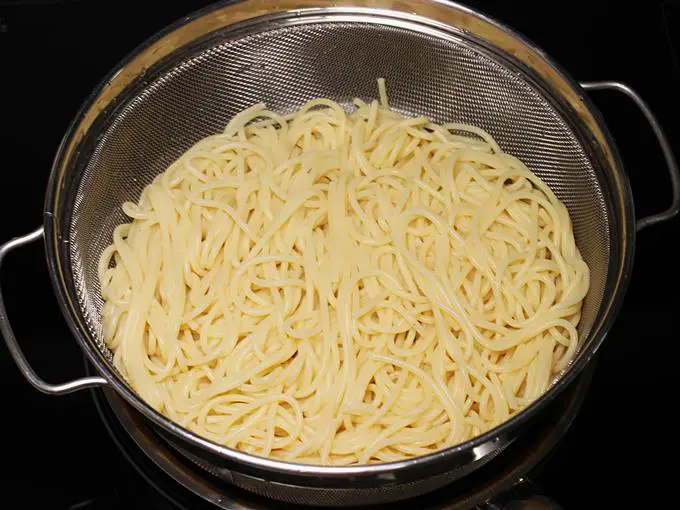 Drain the cooked pasta