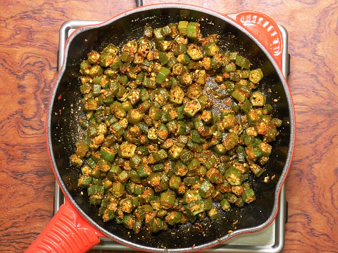 stir frying spices nutty bhindi
