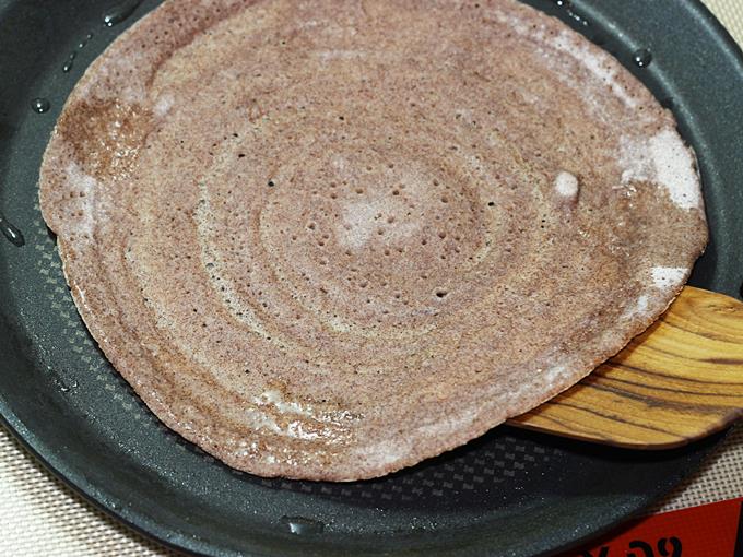 dosa leaves the pan