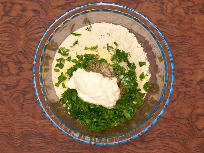 Pour curd for methi thepla dough