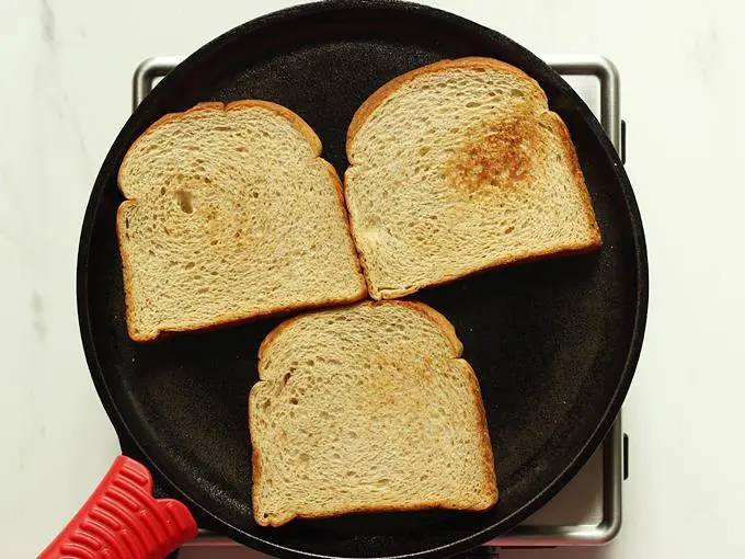 How To Make Toast in the Oven in 60 Seconds!