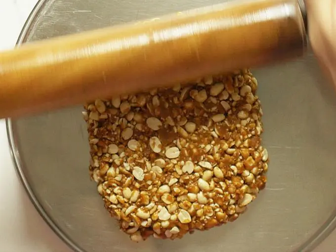 pour mixture to grased tray