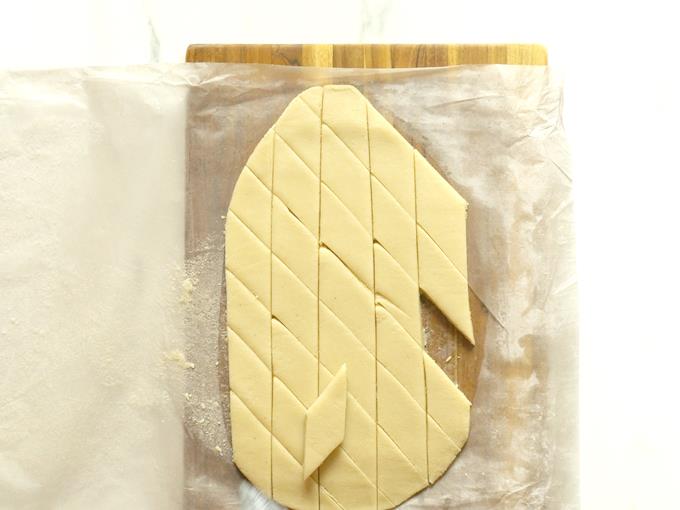 Kaju Katli Recipe  Kaju Barfi    Swasthi s Recipes - 12