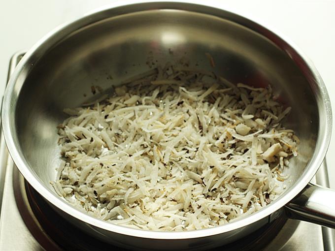 dry roast coconut