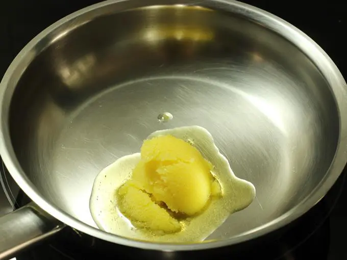 heating ghee to fry malpua