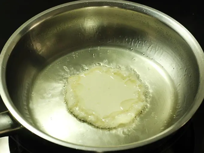 batter spreads on its own