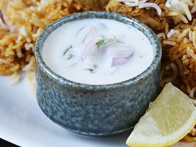 onion raita