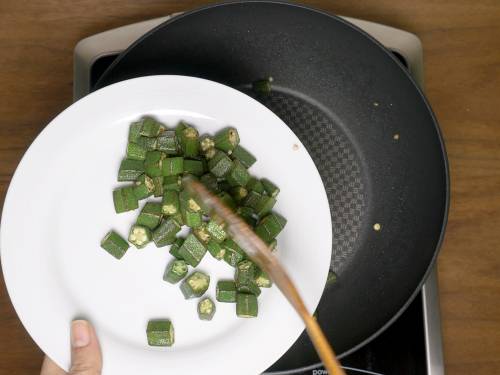 removing to a plate to make bhindi masala