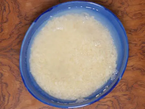 soaking basmati rice