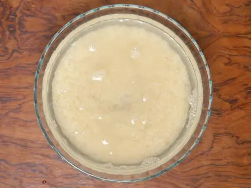 soaking basmati rice in pot to make hyderabadi biryani