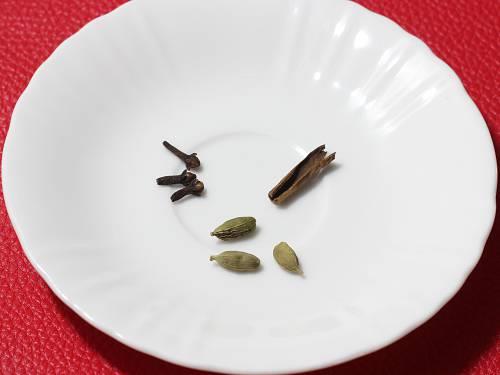 masala  (spices) in a plate to make tea