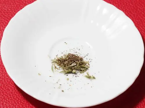 powdered spices to make masala chai