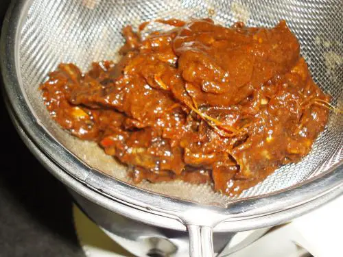 filter tamarind to the ground mixture to make ginger pickle