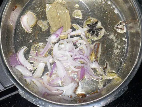 frying onions