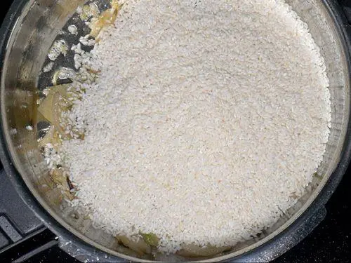 roasting rice for ney choru
