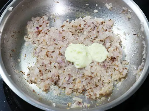 frying ginger garlic paste for potato curry