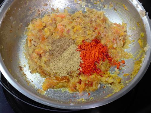 adding spice powders