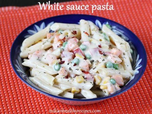 White sauce pasta (bechamel sauce pasta) - Swasthi's Recipes