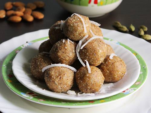Badam ladoo recipe ( Almond ladoo) - Swasthi's Recipes