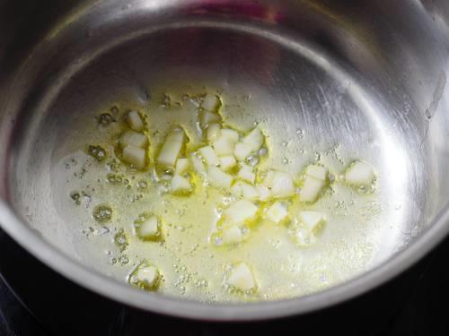 frying ginger garlic