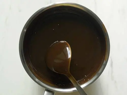 Consistency of syrup for biscuit cake