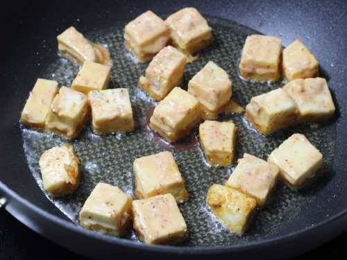 frying paneer