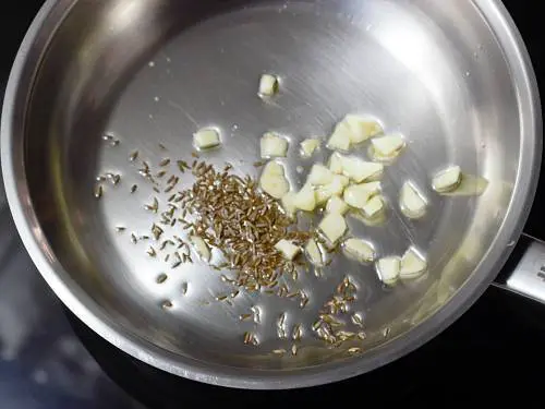 garlic for mushroom pepper fry