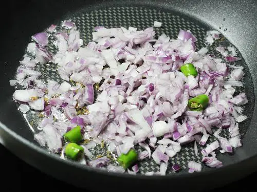 frying onions and chillies