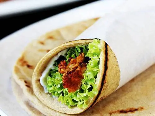chicken shawarma roll
