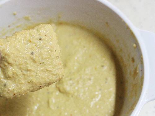 consistency of mirchi bajji batter